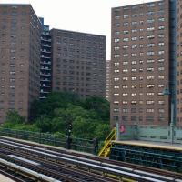 Housing projects next to a rail line